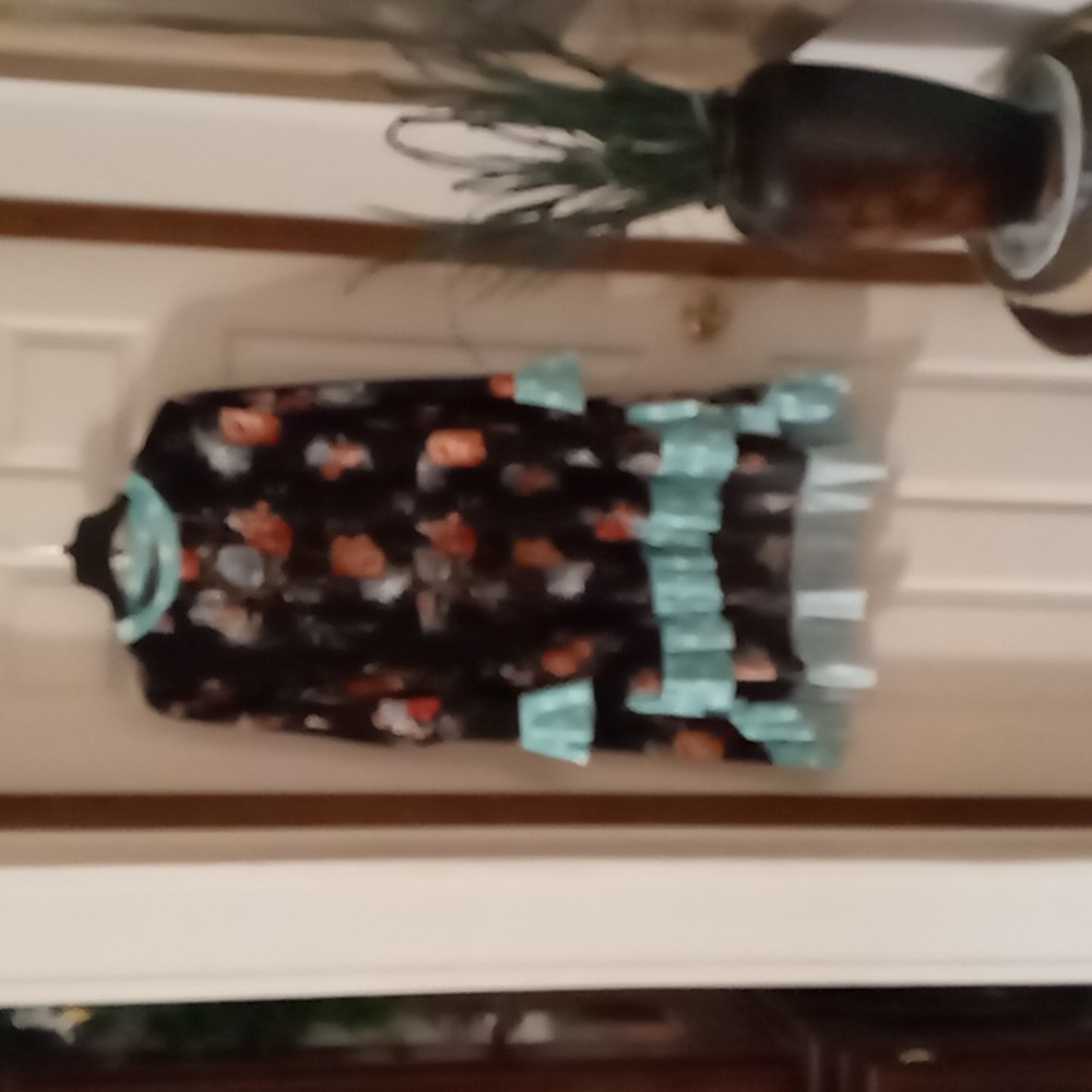 Women's Hi-Lo custom top 2x